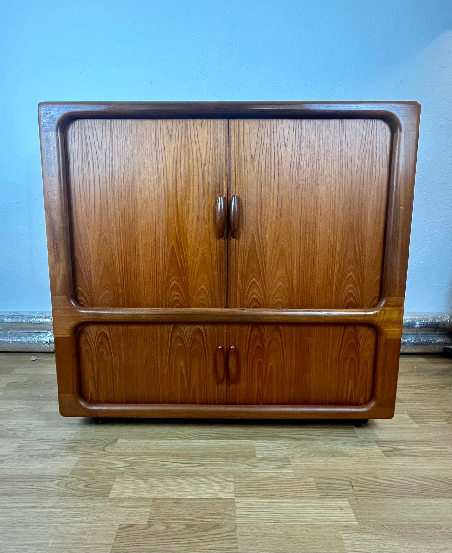 Vintage Mid-Century Sideboard / Schrank – Holz, 60er/70er Jahre