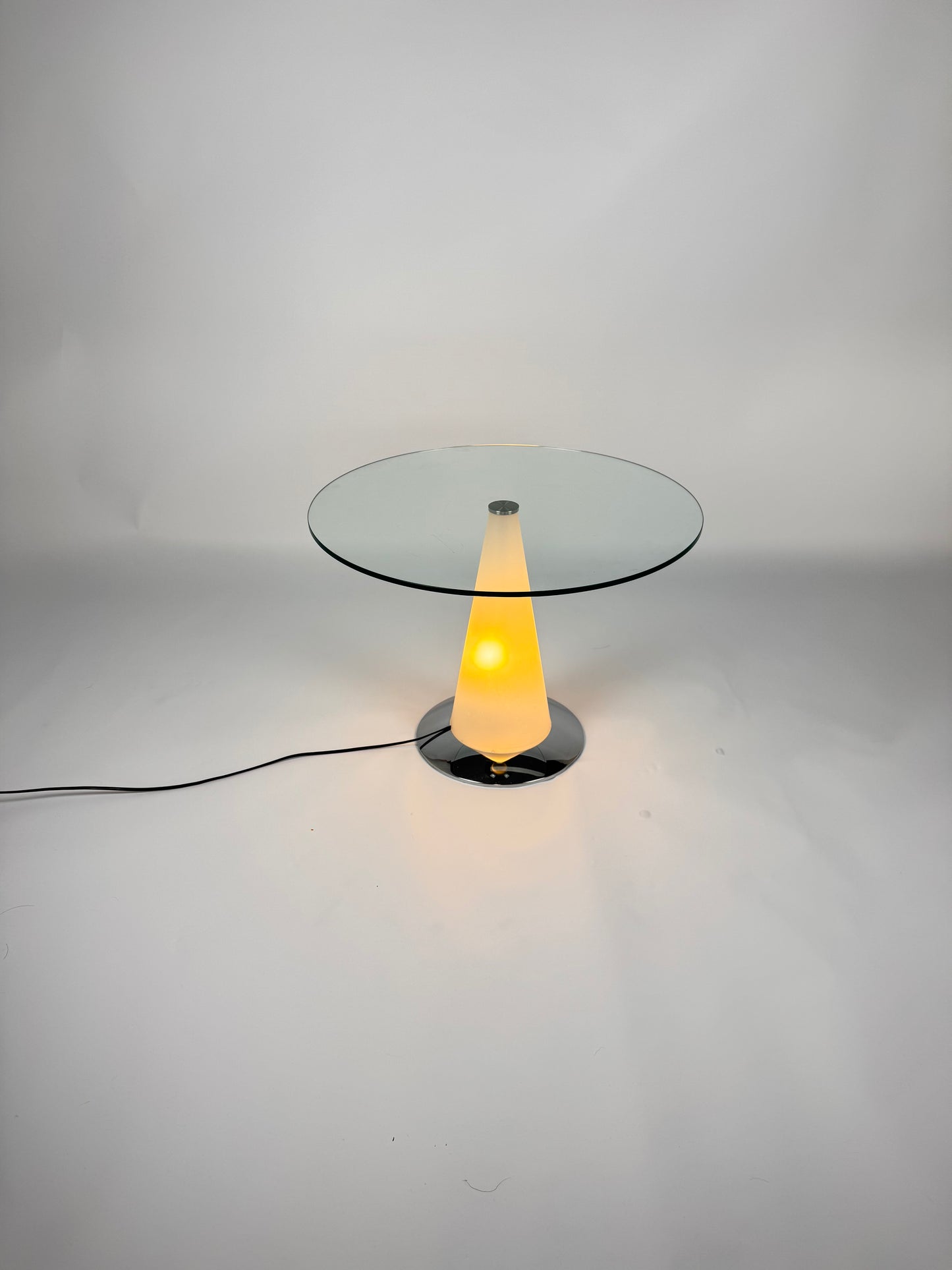 Postmoderner Birillo Tisch, Stehlampe
Parisotto Fontana Arte